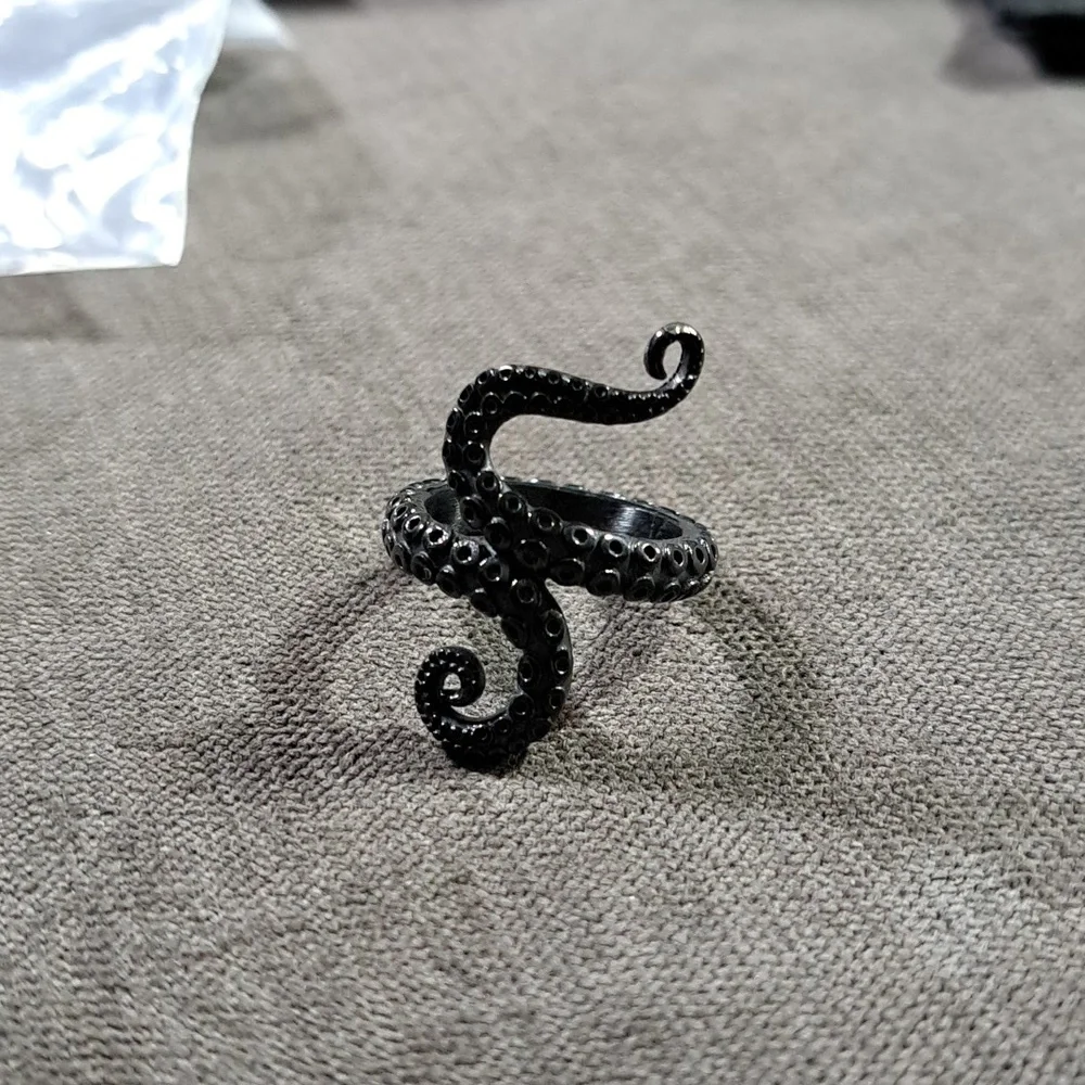 ChainsHouse Octopus Tentacles Stainless Steel Black Ring NEW IN BOX US 7 - Picture 3 of 10